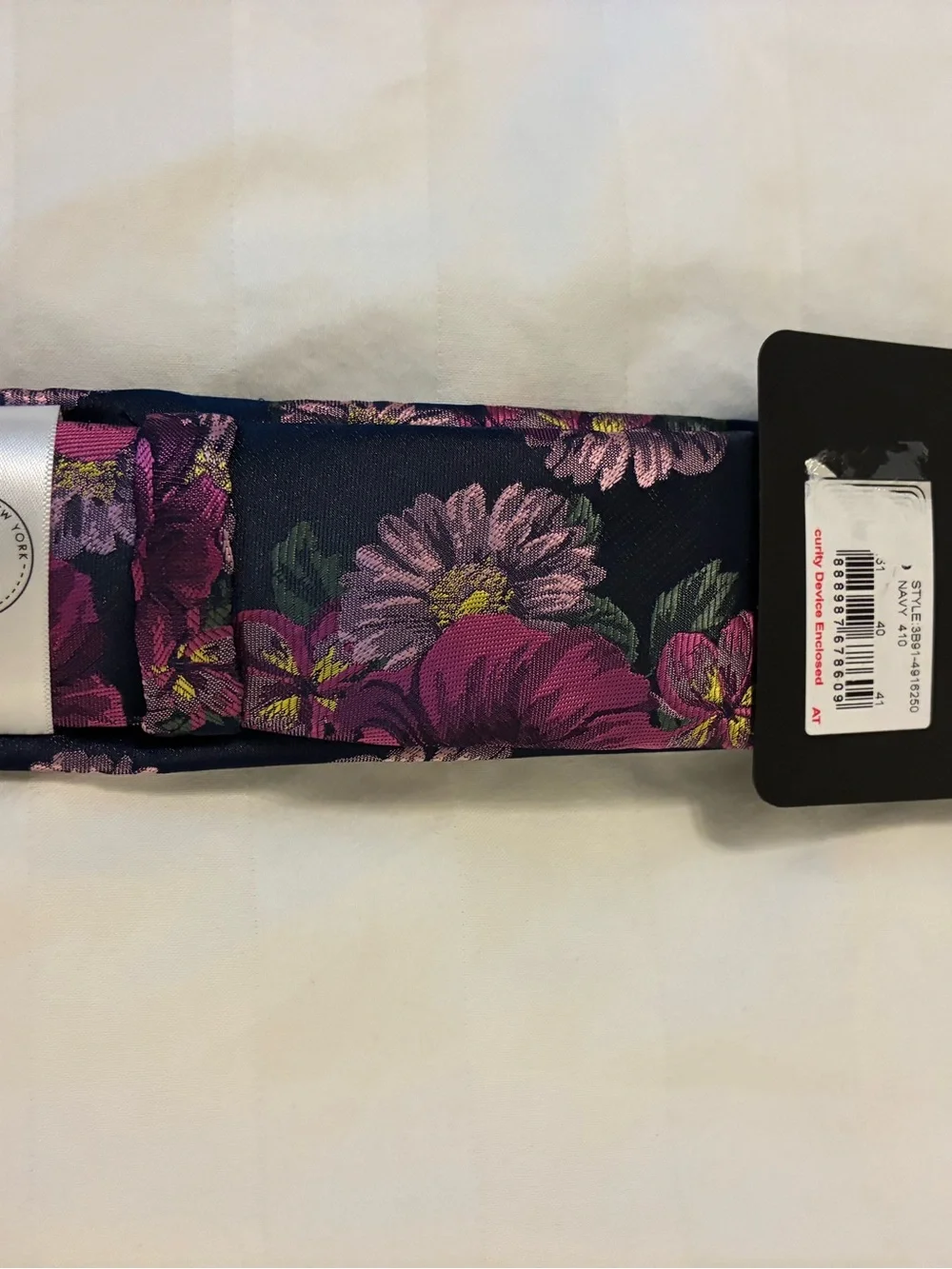 NWT Bespoke Skinny Men's Floral Tie with Black/Purple/Pink.
